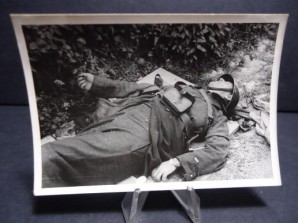 WWII KIA FRENCH SOLDIER PHOTO image 1