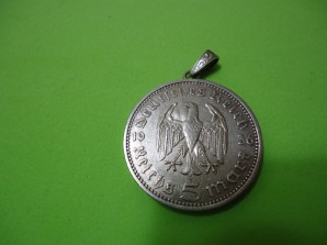 5 REICHSMARK 1936 SILVER COIN PENDENT image 2