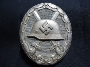 WWII German Wound Badge Silver Marked 4 image 1