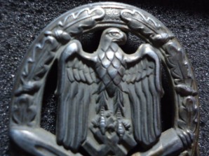 German General Assault Badge with Pin image 2