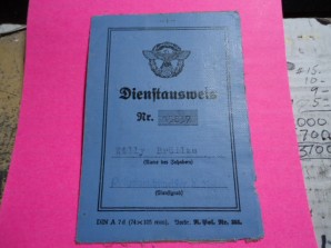 German Schutzpolizei Ausweis image 1