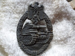 German Panzer Assault Badge Maker Mark image 1