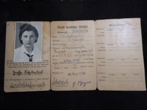 Bund Deutscher Madel Membership Card image 1