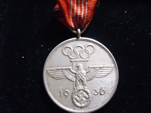 1936 Olympic Games Commemorative Medal image 1