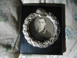 KRIEGSMARINE MEMORIAL FRAMED PHOTO image 1