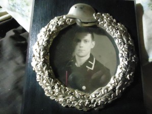 KRIEGSMARINE MEMORIAL FRAMED PHOTO image 2