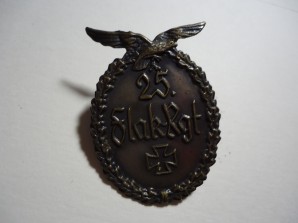 LUFTWAFFE 25 FLAK-RGT BADGE image 1