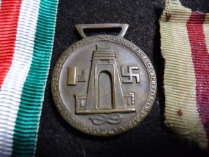 GERMAN ITALY AFRICA CORPS MEDAL image 4