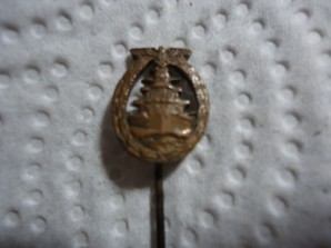 KRIEGSMARINE HIGH SEAs FLEET PIN image 2