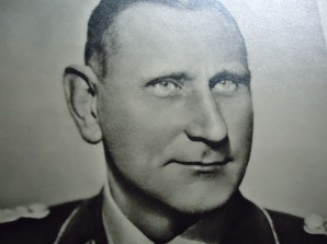LUFTWAFFE GENERAL Oskar Dinort Autograph image 3