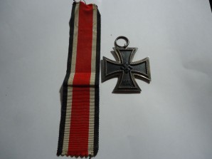 IRON CROSS II CLASS NEAR MINT MARKED 53 image 1