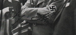 HITLER SIGNED PHOTO-EXPERTISE-WEITZE-SALE image 3