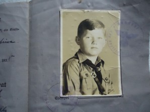 HITLER YOUTH FUHRERSCHEIN image 3