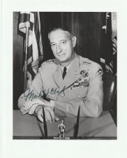 GENERAL MARK W. CLARK AUTOGRAPH-PHOTO image 1