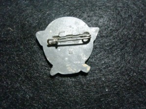 GERMAN POLICE DAY PIN 1942- GOLD MARKED 8 image 2