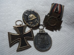 GERMAN MEDAL LOT OF FOUR image 1