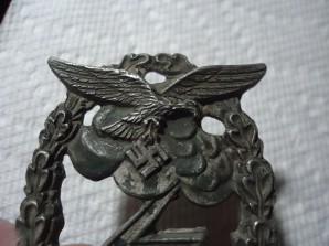 LUFTWAFFE GROUND COMBAT BADGE-LATE WAR image 5