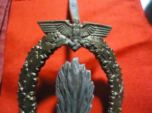 KRIEGSMARINE MINESWEEPER BADGE image 4