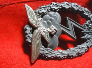 LUFTWAFFE GROUND COMBAT BADGE-RARE image 5