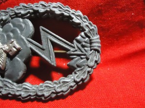 LUFTWAFFE GROUND COMBAT BADGE-RARE image 6