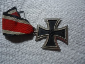 WW2 GERMAN IRON CROSS II CLASS Rare Version #106 image 1