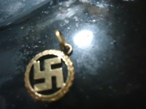 NSDAP PENDANT REAL GOLD image 4