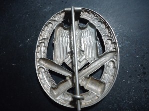 GERMAN GENERAL ASSAULT BADGE, SILVER HOLLOW BACK image 2