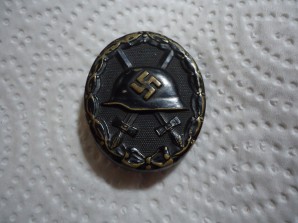 GERMAN BLACK WOUND BADGE, EARLY MARKED L/11 image 1