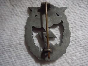 Luftwaffe Ground Combat Badge MINTY image 2