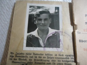 Hitler Youth Ausweiss & Bleibenausweiss Same Teen (Lot of Two) image 3