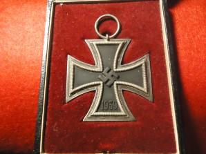 Iron Cross 2nd Class Cased ANTON SCHENKL 27 image 2