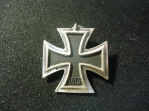 WW2 Iron Cross 2nd Class *MINT* Mark 24 image 3