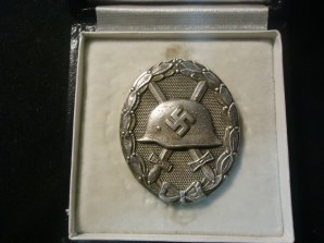 German Wound Badge in Silver Marked 65 Klein & Quenzer image 1