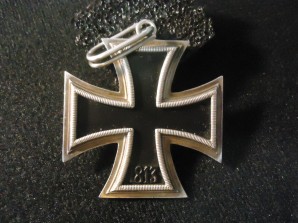 Knights Cross of the Iron Cross in Case SALE image 4