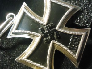 Knights Cross of the Iron Cross in Case SALE image 6