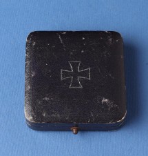 Iron Cross 1st Class Cased by DEUMER image 3