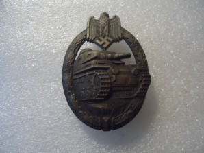 Panzer Assault Badge in Bronze JUNKER STYLE image 1