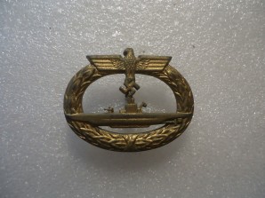 Kriegsmarine U Boat Badge Marked GWL image 1