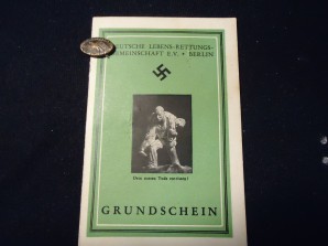 WW2 German DLRG ID Card – Green image 1