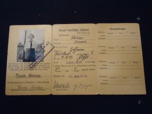 Hitler Youth (BDM) ID Card 11yr Old Girl image 2