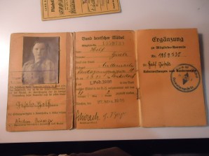 Hitler Youth BDM Girl ID Card image 2