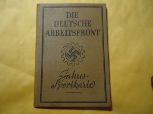 WW2 German DAF Sport Member ID Card image 1