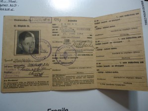 Hitler Youth Fuhrer-Ausweis ID Card image 1