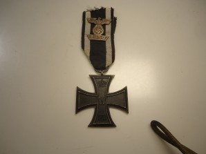 Iron Cross 2nd Class Bar Prinzen Type With WW1 Iron Cross 2 Class image 1