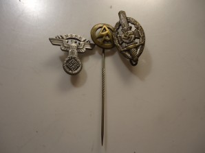 WW2 GERMAN PINS, THREE image 1