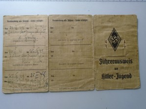 Hitler Youth Fuhrer Ausweis ID Card image 4