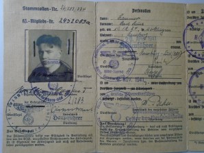 Hitler Youth Fuhrer Ausweiss image 2