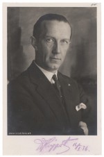 JULIUS LIPPERT Signed Photo RARE image 1
