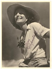 LENI RIEFENSTAHL Signed Photo image 1