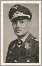 LUFTWAFFE ACE ERNST PETZOLD SIGNED PHOTO image 1